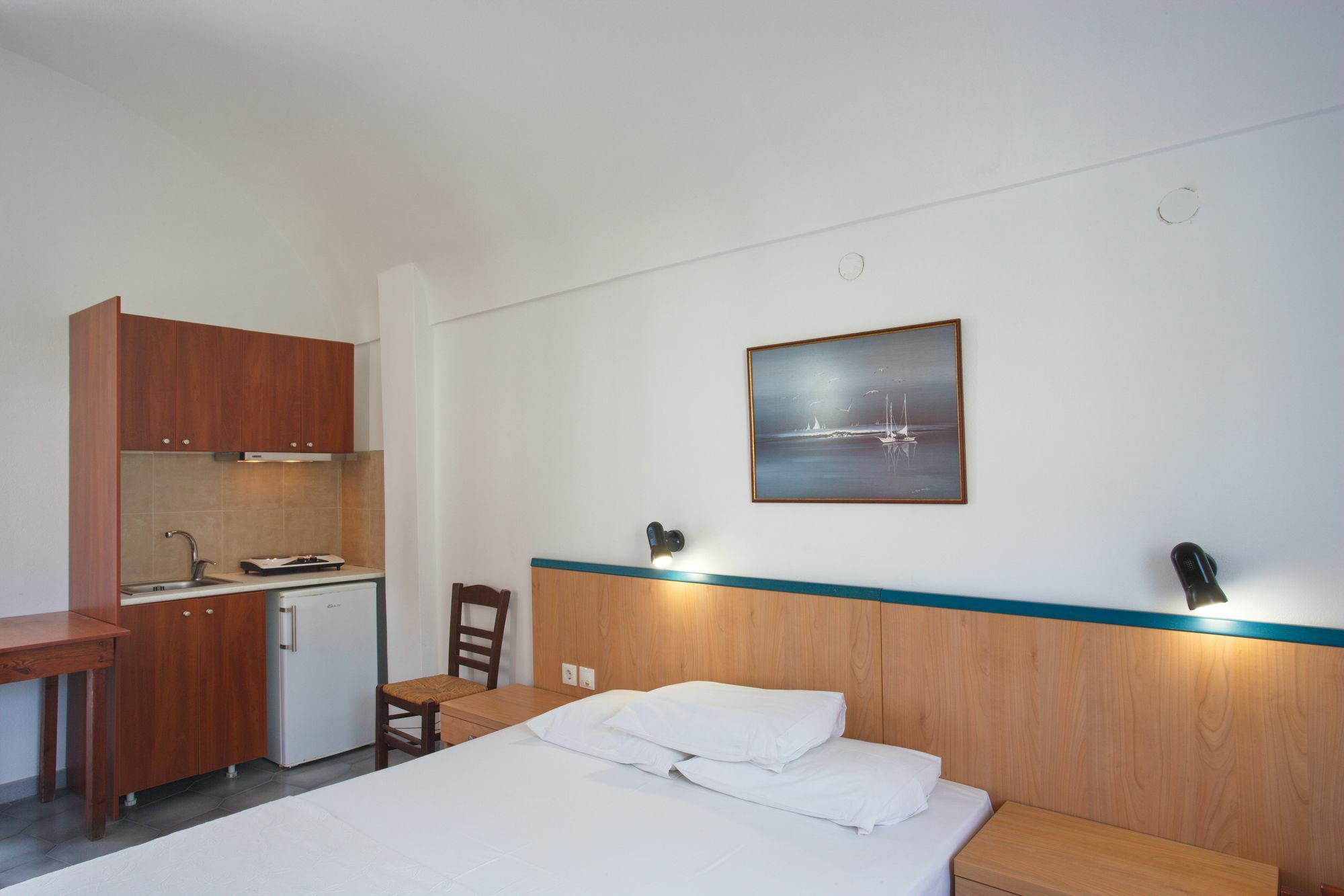 Sunrise Studios In Perissa Bagian luar foto